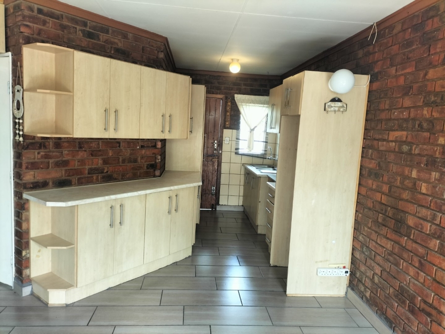 2 Bedroom Property for Sale in Uitsig Free State